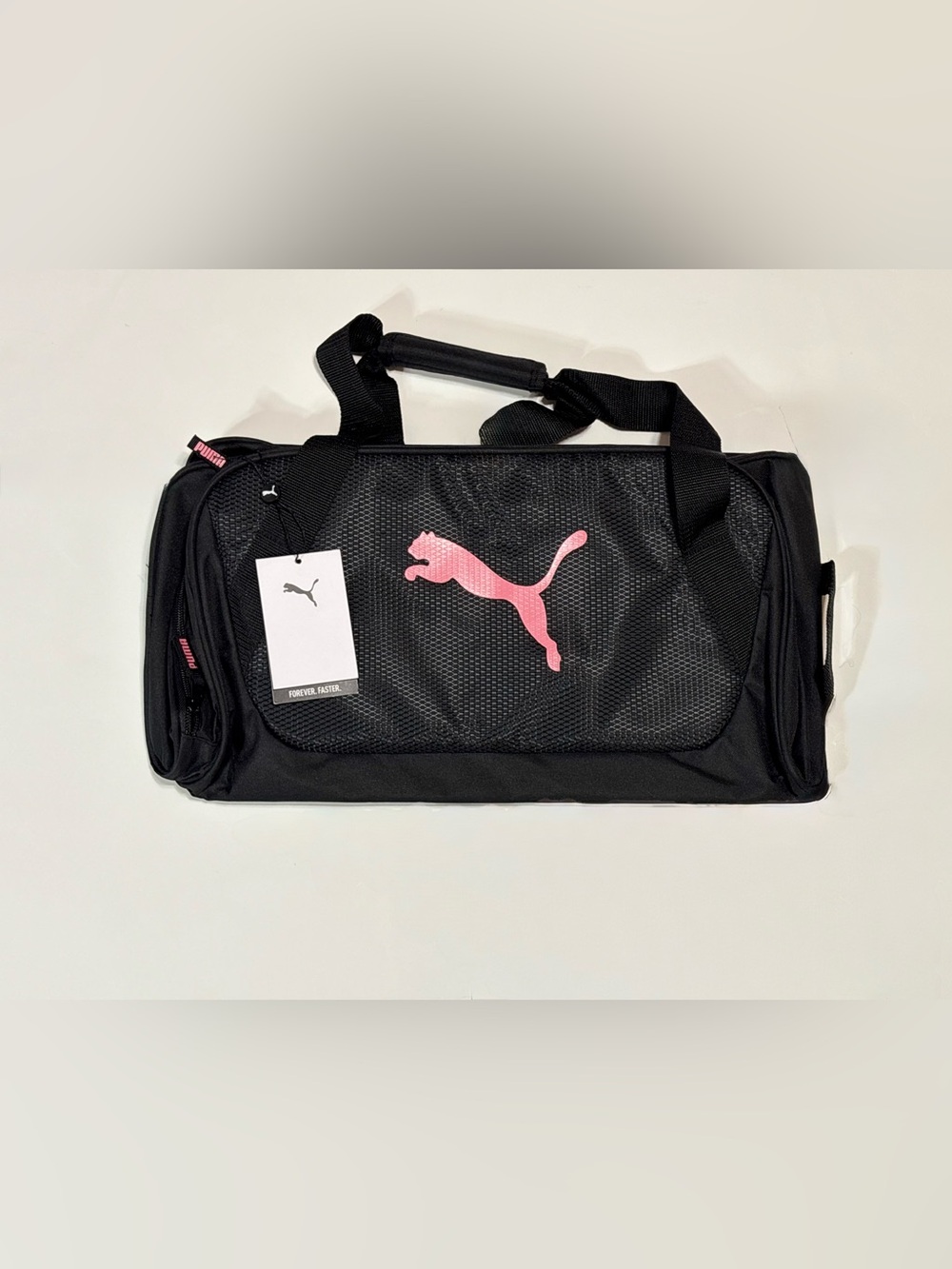 Puma Black and Pink Sport Duffel gym travel duffle bag w/ shoulder strap pockets